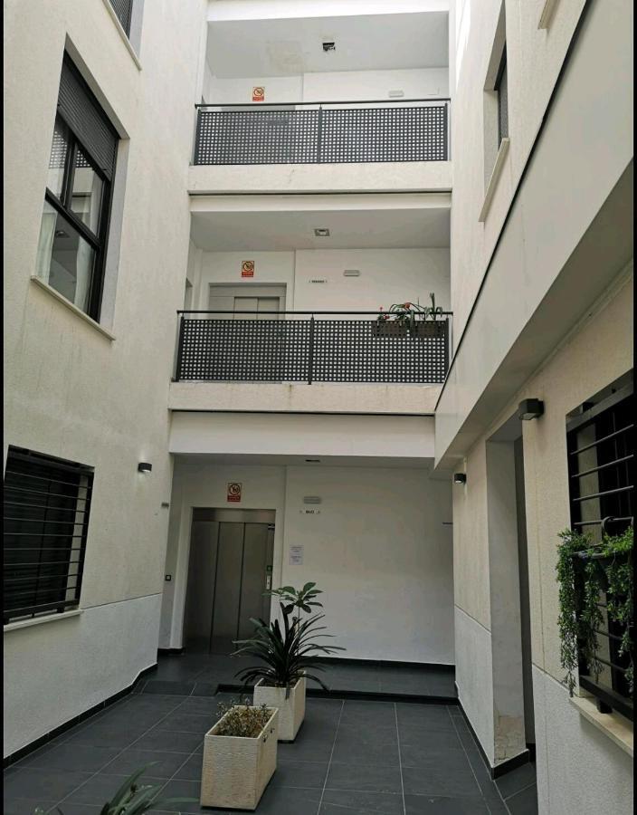 Stylish Apartment In The Heart Of Malaga With Pool 외부 사진